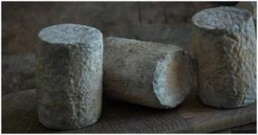 Fromages affinés au lait cru de chèvre
